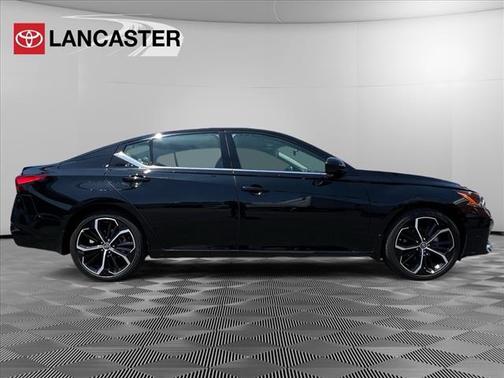 2025 Nissan Altima SR FWD