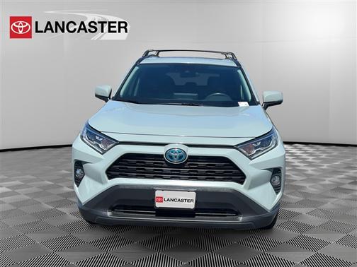 2020 Toyota RAV4 Hybrid XLE