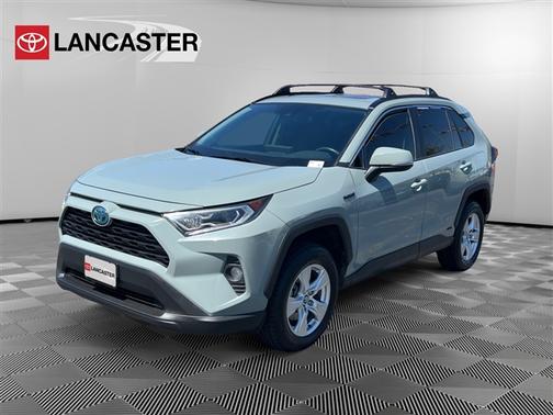 2020 Toyota RAV4 Hybrid XLE