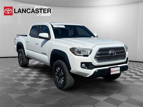 2016 Toyota Tacoma SR