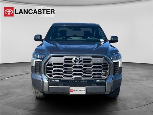 2025 Toyota Tundra Hybrid Platinum