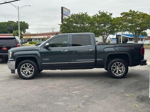 Dark Slate Metallic 2018 GMC Sierra 1500 SLT