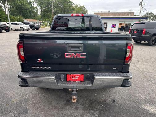 Dark Slate Metallic 2018 GMC Sierra 1500 SLT