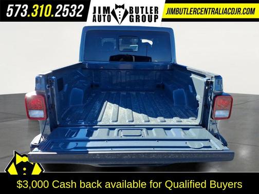 2026 Jeep Gladiator Sahara 4x4