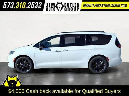 Bright White Clearcoat 2026 Chrysler Pacifica L