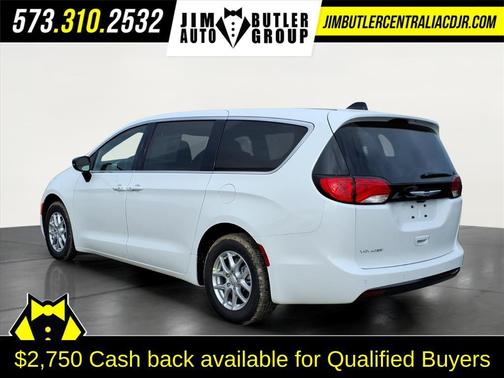 2026 Chrysler Voyager LX