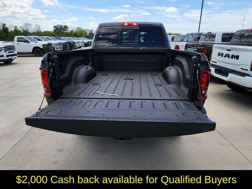 2025 RAM 2500 Tradesman Crew Cab 4x4 6'4' Box