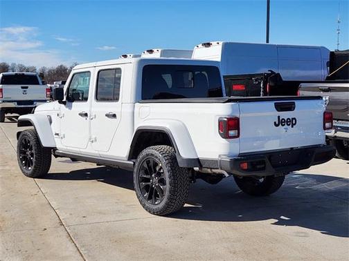 2025 Jeep Gladiator Nighthawk