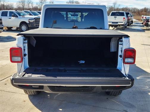 2025 Jeep Gladiator Nighthawk