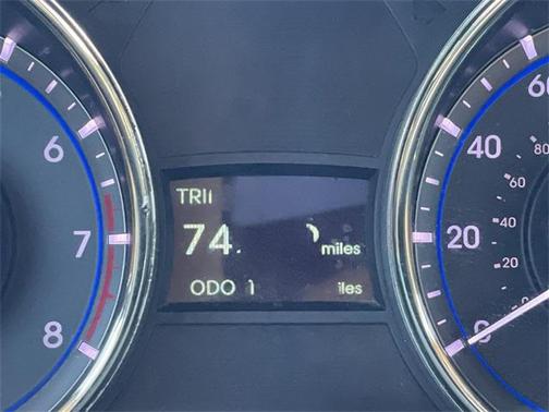 2011 Hyundai SONATA Limited