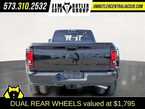 2026 RAM 3500 Tradesman Crew Cab 4x4 8' Box