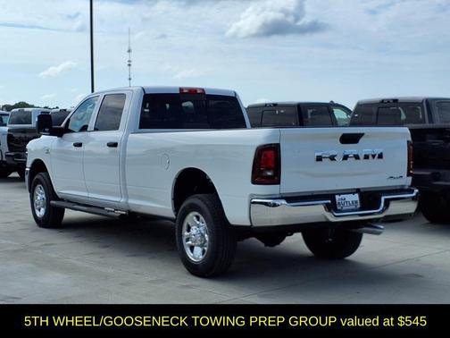 2025 RAM 2500 Tradesman Crew Cab 4x4 8' Box