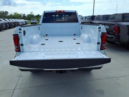 2025 RAM 2500 Tradesman Crew Cab 4x4 8' Box