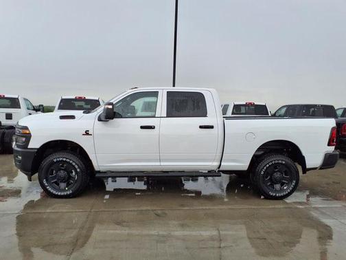 2025 RAM 2500 Tradesman Crew Cab 4x4 6'4' Box