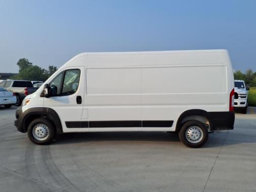 2025 RAM ProMaster 2500 Tradesman