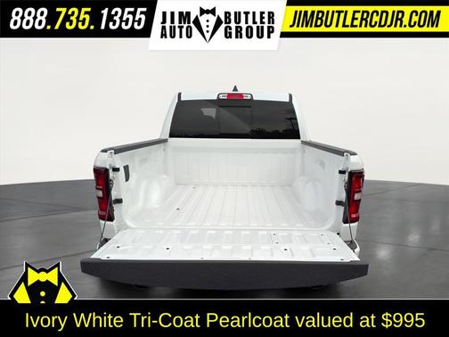 Ivory White Tri-Coat Pearlcoat 2026 RAM 1500 Laramie