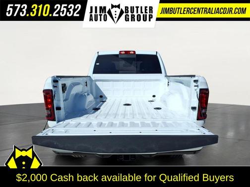 Bright White Clearcoat 2026 RAM 2500 Tradesman Crew Cab 4x4 6'4' Box