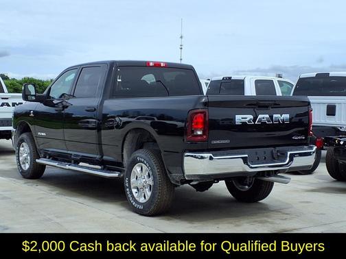 2025 RAM 2500 Big Horn Crew Cab 4x4 6'4' Box