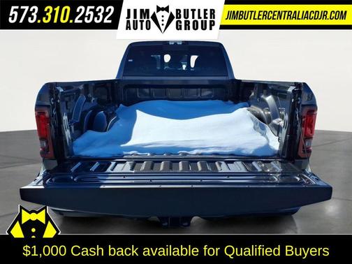 2026 RAM 3500 Tradesman Crew Cab 4x4 8' Box