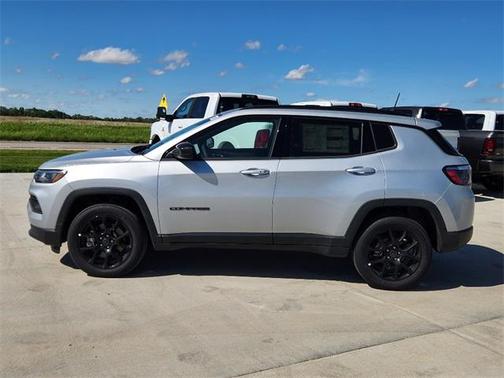 2025 Jeep Compass Latitude