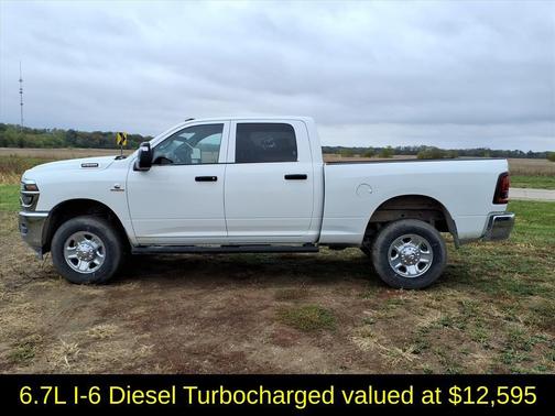 2025 RAM 2500 Tradesman Crew Cab 4x4 6'4' Box