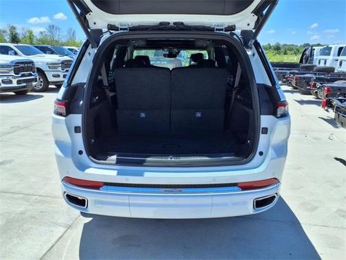 2025 Jeep Grand Cherokee L Overland