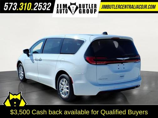 Bright White Clearcoat 2026 Chrysler Pacifica L