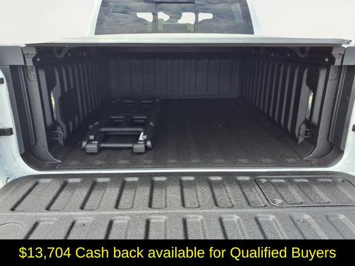 Bright White Clearcoat 2026 RAM 1500 Limited