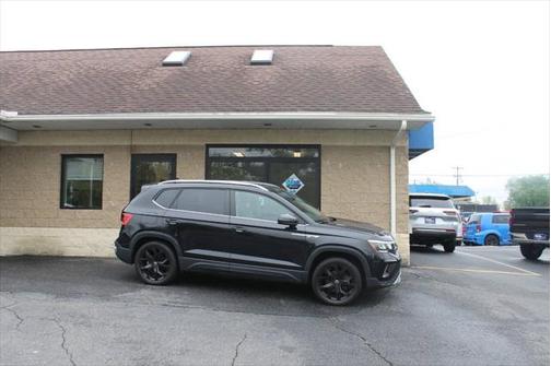 2022 Volkswagen Taos SE 4Motion AWD 4dr SUV