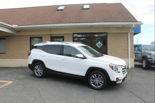2023 GMC Terrain SLT
