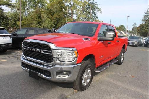 2024 RAM 2500 Big Horn Crew Cab 4x4 6'4' Box