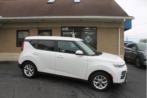 2022 Kia Soul LX