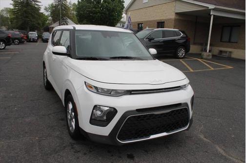 2022 Kia Soul LX