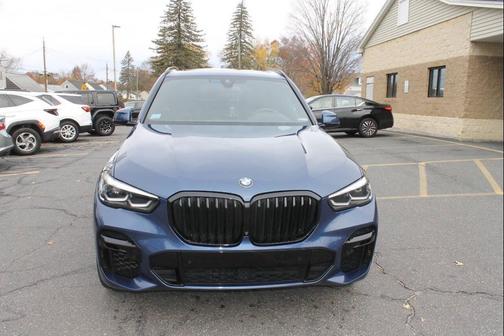 2023 BMW X5 M50i