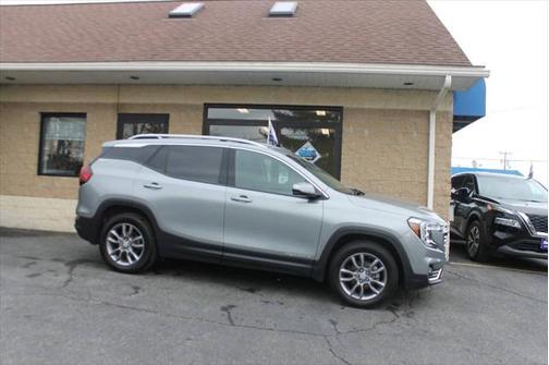 2023 GMC Terrain SLT