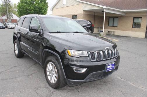 2022 Jeep Grand Cherokee Laredo