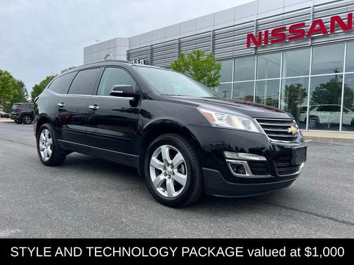 Mosaic Black Metallic 2016 Chevrolet Traverse 1LT