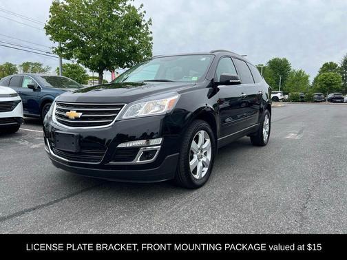 Mosaic Black Metallic 2016 Chevrolet Traverse 1LT