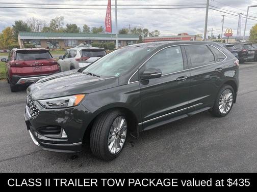 2022 Ford Edge Titanium