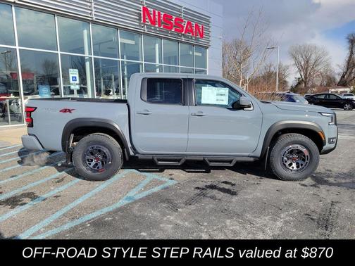 2025 Nissan Frontier PRO-4X