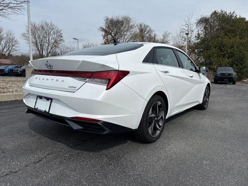Quartz White 2021 Hyundai ELANTRA Limited