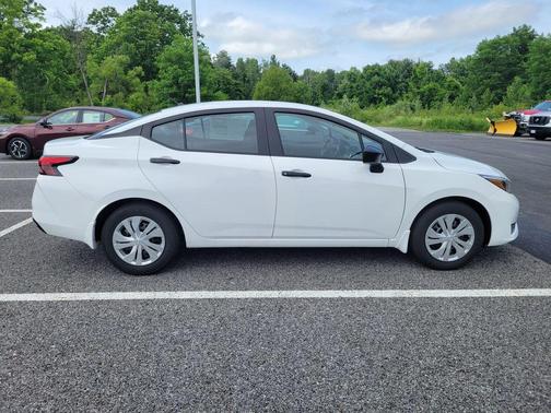 2025 Nissan Versa S