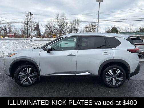 2022 Nissan Rogue SL