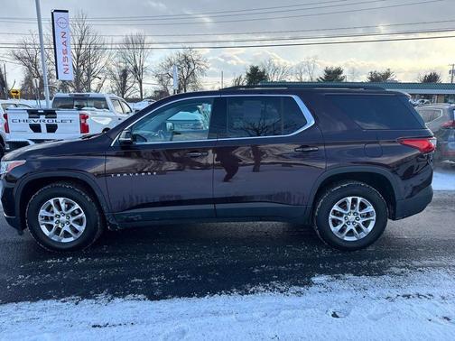 2020 Chevrolet Traverse LT Cloth