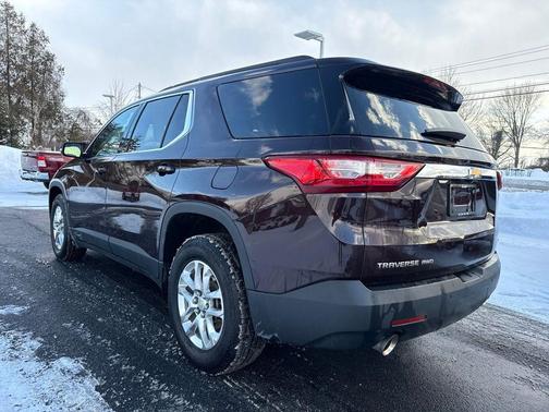 2020 Chevrolet Traverse LT Cloth