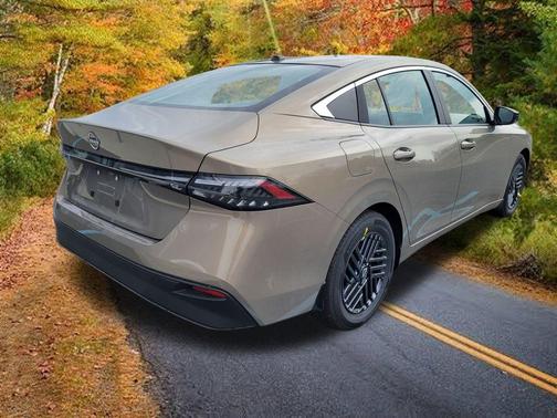 Imperial Bronze 2026 Nissan Sentra SV