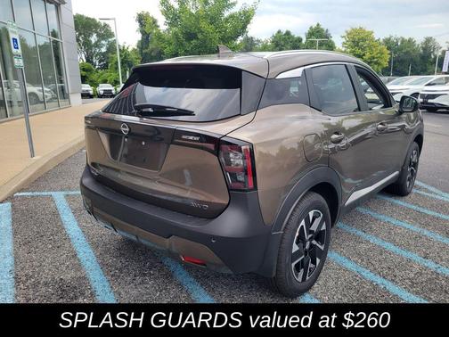 2025 Nissan Kicks SV