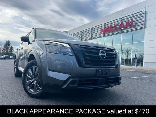 Gun Metallic 2023 Nissan Pathfinder SV