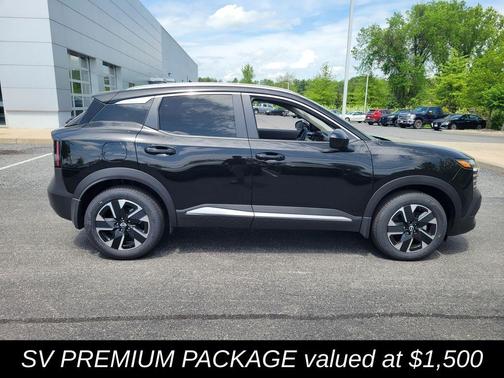 2025 Nissan Kicks SV