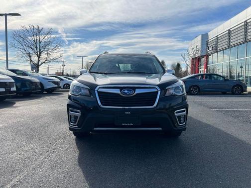 Crystal Black Silica 2020 Subaru Forester Touring